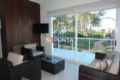 Imagen 5 de 17 de Casa En Venta - Playa Montoya