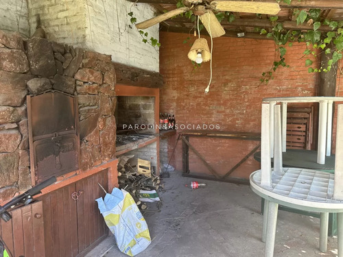 Casa De 3 Dormitorios En Venta En Altos De Pinares, Punta Del Este.