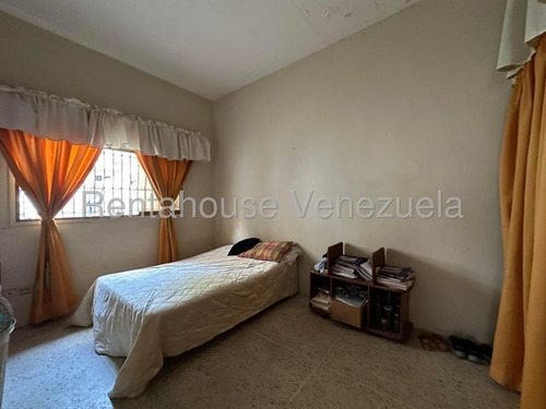 En Venta Casa En La Candelaria #25-14608 Rm
