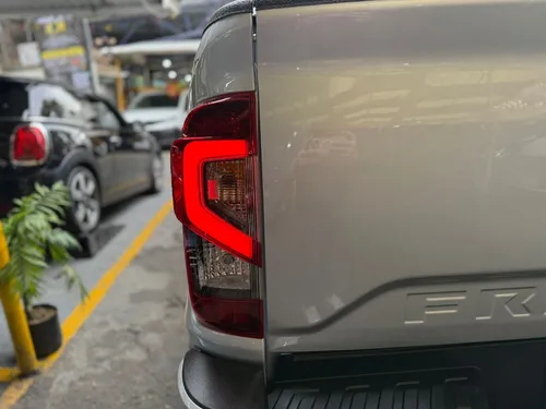 Nissan Frontier 2.5 Platinum Le Dc 4X2 Ta