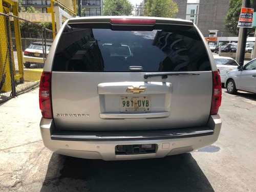 Chevrolet Suburban Piel Dvd 2007