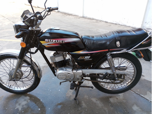 Suzuki Ax 100