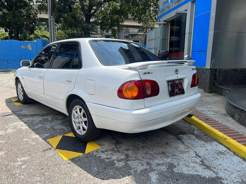 Imagen 10 de 10 de Toyota Corolla Gli