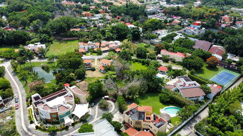 Terreno En Fraccionamiento Con Seguridad En Jiutepec
