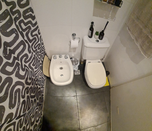 Dorrego 2400 Y Av. Cabildo. Torre Hollywood. Piso 6 Al Frente Con Vista Abierta. 2 Ambientes. 53 M2. Balcón Corrido Cochera Fija Y Cubierta. Amenities: Pileta Con Deck. Solarium. Terraza Con Parrilla.