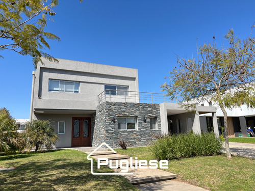 Casa En Venta Barrio Vistas Puertos Escobar Interno Pileta