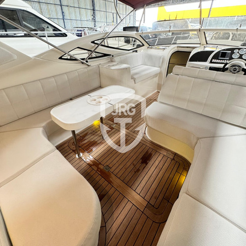 Lancha Real Top 38 Com 2x Mercruiser 320 Hp + Ar E Gerador
