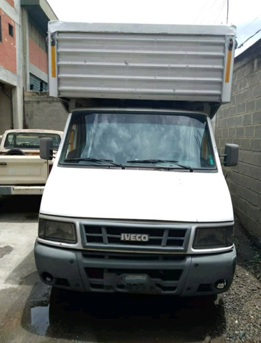 Camión Iveco 40-12 Furgón