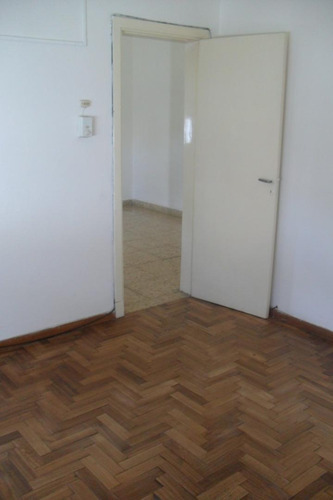 Imagen 4 de 13 de Casa En Inmejorable Ubicacion En Marcos Paz