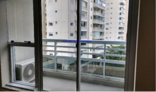 Imagem 3 de 14 de Conjunto Comercial, 40 M² 1 Sala, 1 Banheiro E 1 Vaga De Garagem. Sala Nova Com Sacada, Espaço Para Divisões, Piso Laminado, Copa E Com Ar Condicionad - 21050811 - 34739788