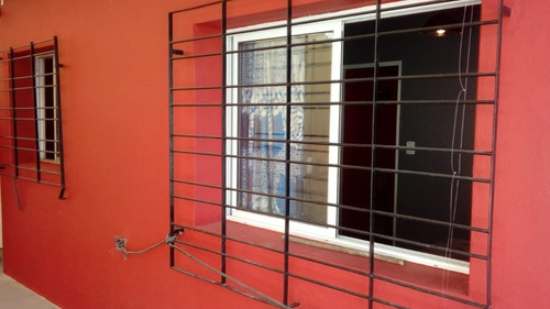 Imagen 4 de 17 de Departamento En Venta En Merlo Centro 2 Amb