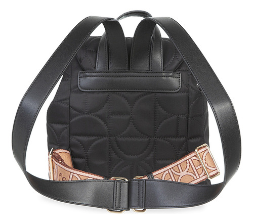 Mochila Cloe Para Mujer Mediana Acolchada Textil Color Negro