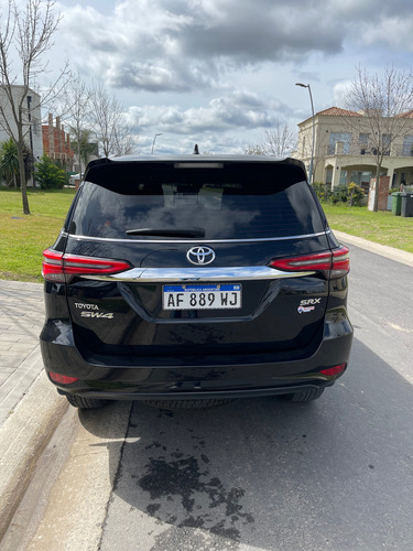 Toyota Hilux SW4 2.8 Srx 177cv 4x4 7as At