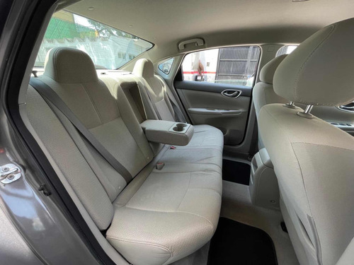 Nissan Sentra 1.8 Advance At