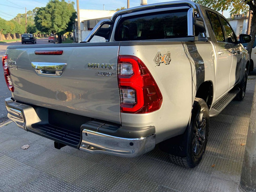 Toyota Hilux 2021 2.8 Cd Srv 177cv 4x4 At