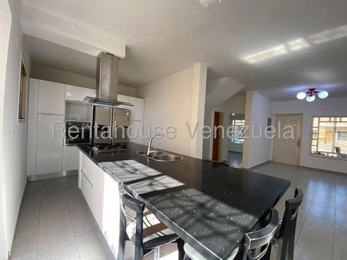 Gbf 25-16345 La Morita Karol Home Ii Vendo Hermoso Townhouse Contácteme Ya.