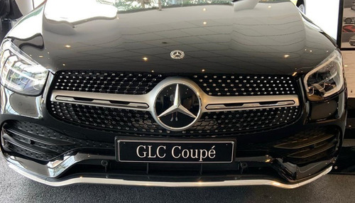Imagen 1 de 13 de Mercedes Benz Glc 300 Coupe Negra !!!
