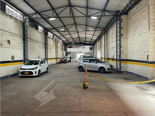 Bodega Y Lote