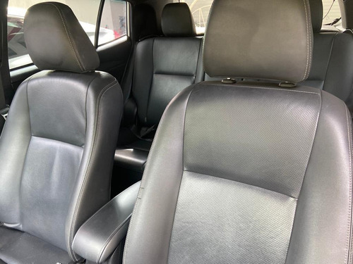 Imagem 5 de 6 de Toyota Yaris
