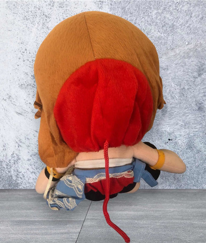 Peluche Mujer Final Fantasy Vii (Usado)