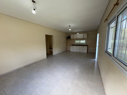 Casa En Venta En Barrio El Remanso, Parada Robles