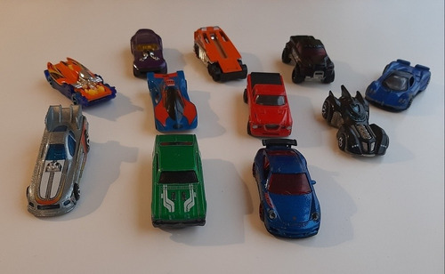Autitos Hot Wheels Y Más 2 X 550 / 11 X 1.900