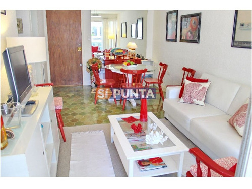 Imagen 9 de 28 de - Apartamento Para La Venta En Península- Punta Del Este Con Muy Linda Vista Al Puerto...