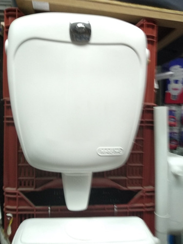 Imagen 4 de 9 de Cisterna Para Baño