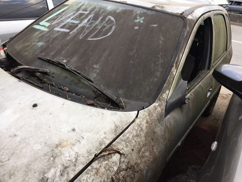 Corsa Hatch Sucata Somente Para Retirada De Peças