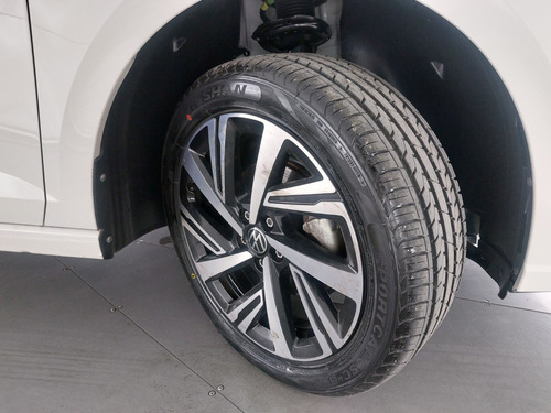 Volkswagen Virtus 1.0 200 TSI HIGHLINE AUTOMÁTICO