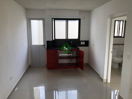 Alquiler De Apartamento En San Fernando, 1 Dormitorio, Baño, Patio.- Ref: 168234