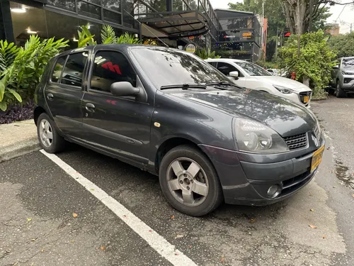 Renault Clio 1.6 Expression At 4x2 2012