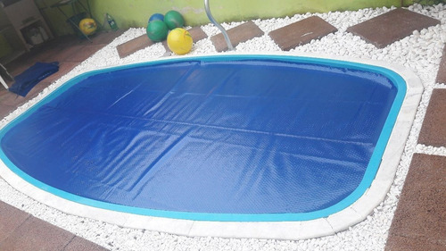 Imagem 2 de 8 de Capa Térmica Piscina 3x2 Black/blue 300 Micras
