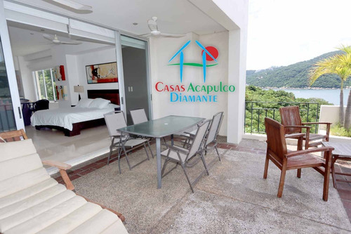 Imagen 7 de 30 de Cad Vista Real Portonovo N 23. Terraza Frontal Con Vista A La Bahía De Puerto Marqués