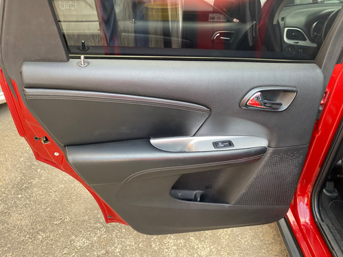 Dodge Journey 2.4 Sxt 5 Pasajeros Plus At