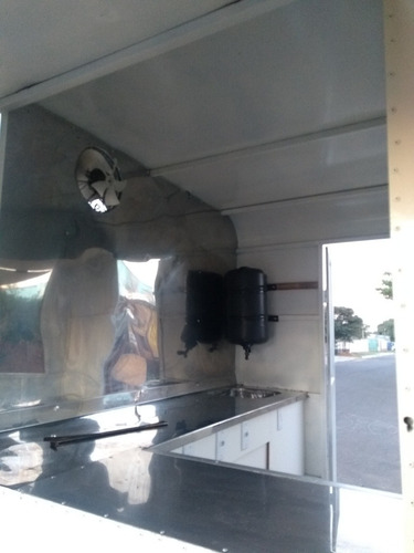 Imagem 5 de 7 de Food Trailer