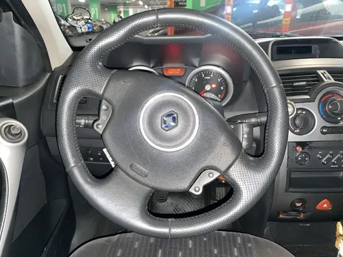 Renault Megane Odeon 2.0