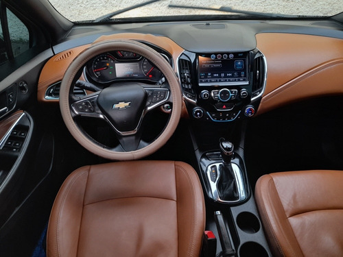 Imagen 9 de 12 de Chevrolet Cruze 2017 1.4 Premier At
