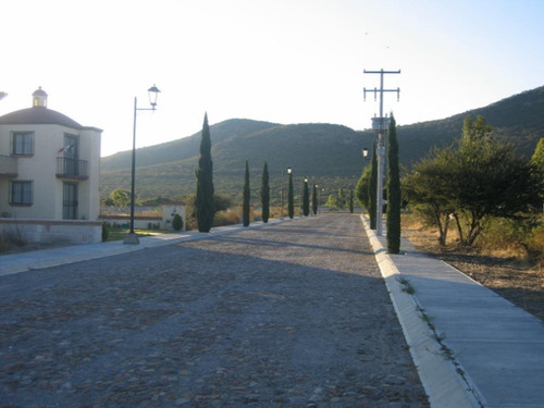 Venta De Terreno En Bernal, Desarrollo Jardines De La Peña