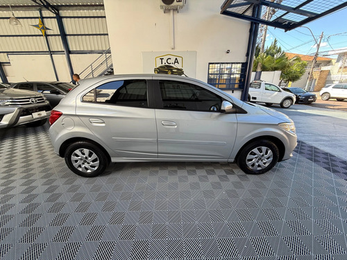 Chevrolet Onix 1.0 MPFI LT 8V FLEX 4P MANUAL