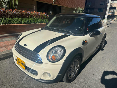 MINI Cooper 1.6 R56 Lci Connected