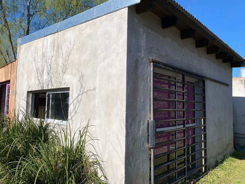 Imagen 8 de 10 de Casa En Venta De Tres Dormitorios Parque Y Pileta