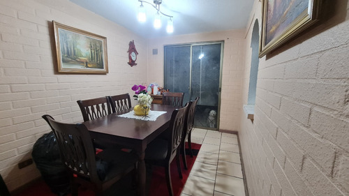 En Venta Comuna Maipú Casa Esquina Aislada.