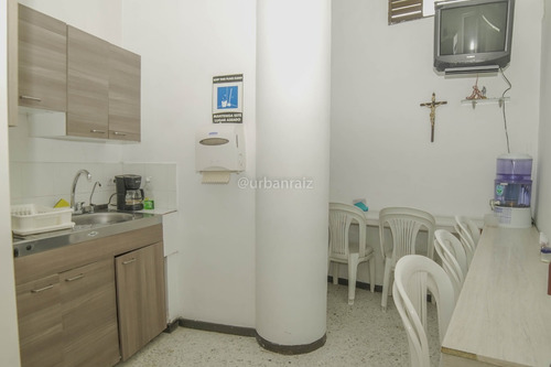 Imagen 4 de 20 de Vendo Bodega De Uso Mixto En Envigado Las Vegas,