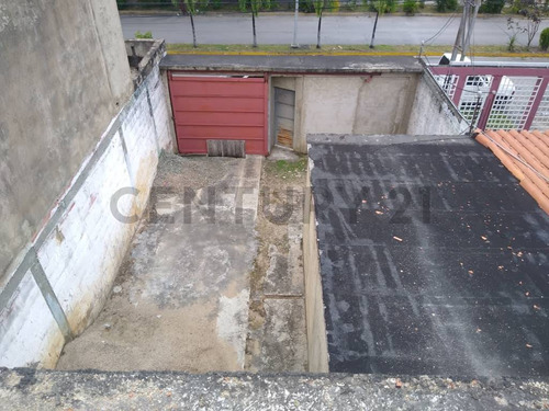 Vendo Casa A Remodelar En Obra Gris.