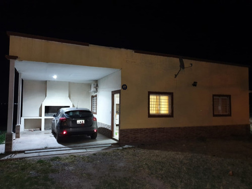 2 Casas En San Rafael Mendoza, Barrio El Cerrito