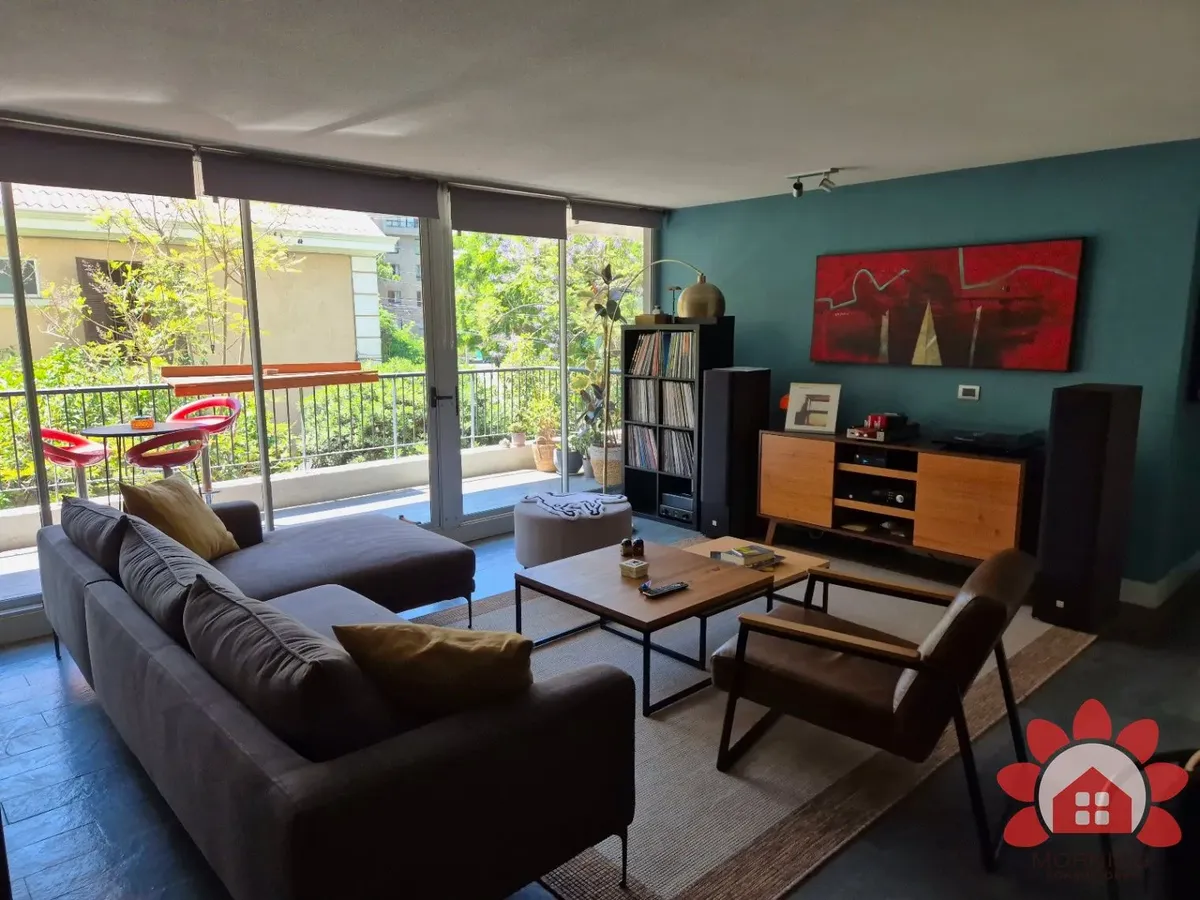 Imagen 1 de 26 de En Venta Depto De 1d2b+e+b, En Zona Residencial Providencia
