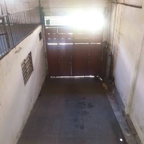 Imagen 3 de 5 de #1536 Local Industrial 1.720m2 Catia