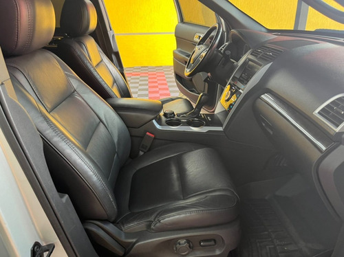 Imagen 11 de 16 de Ford Explorer Limited
