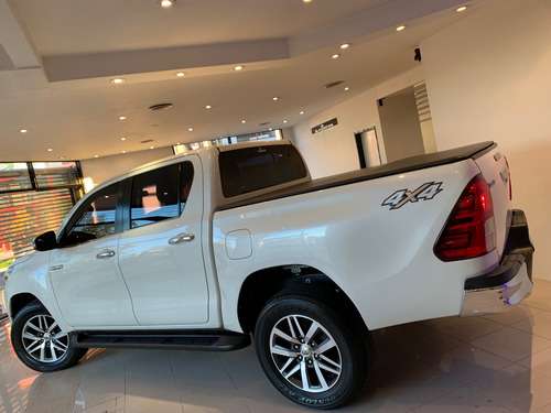 Toyota Hilux Pick-Up 2.8 Cd Srx 177cv 4x4 At